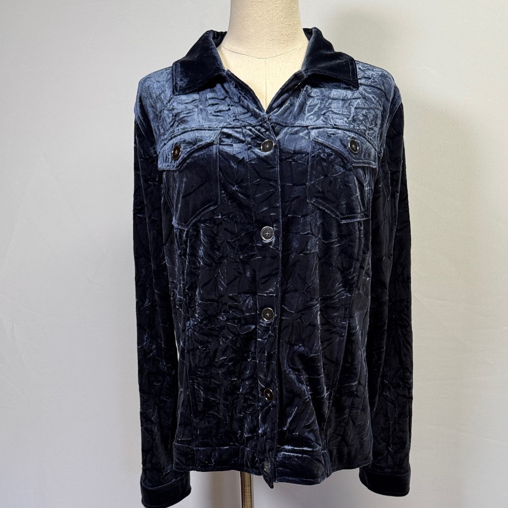 Chico’s Deep Navy Crushed Velvet Shirt Jacket Size Large